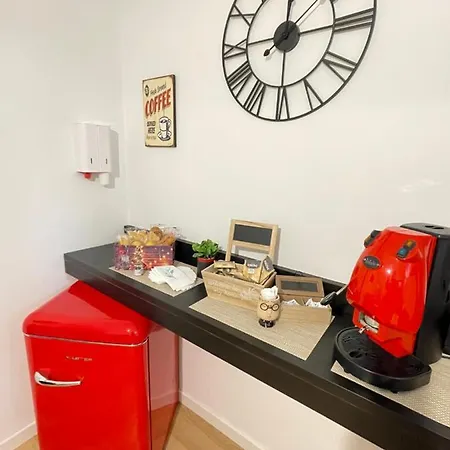 Adastra ベッド・アンド・ブレックファスト 3*