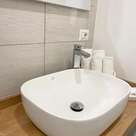 Adastra 3* ナポリ